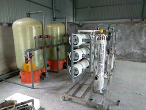 务川燕龙山山泉水厂6吨/小时水处理设备